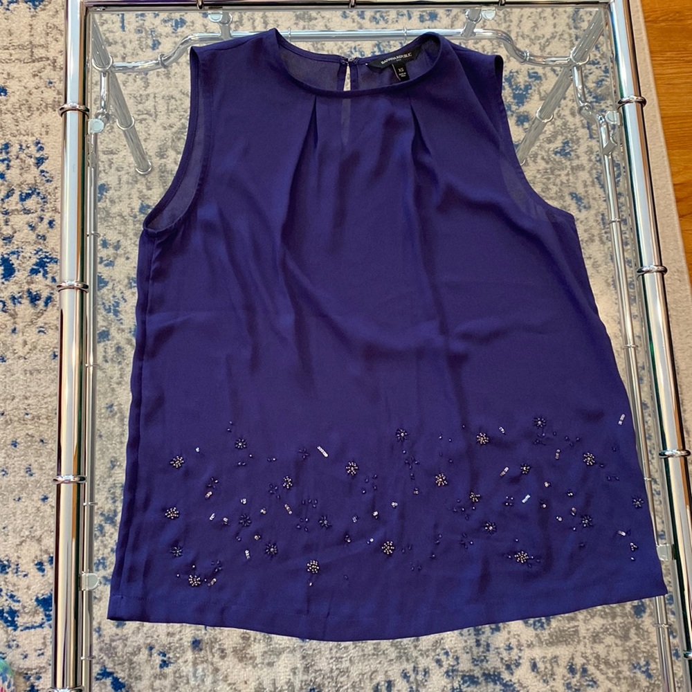 Banana republic sleeveless top deep purple size XS embroidered sequins at bottom